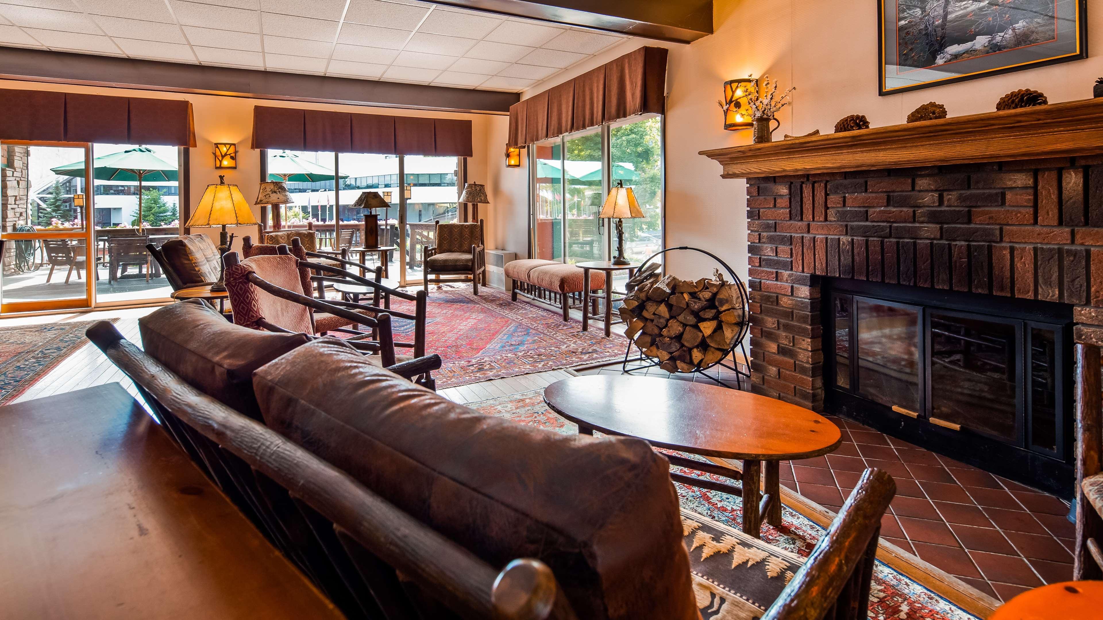 Best Western Adirondack Inn Lake Placid Exterior photo