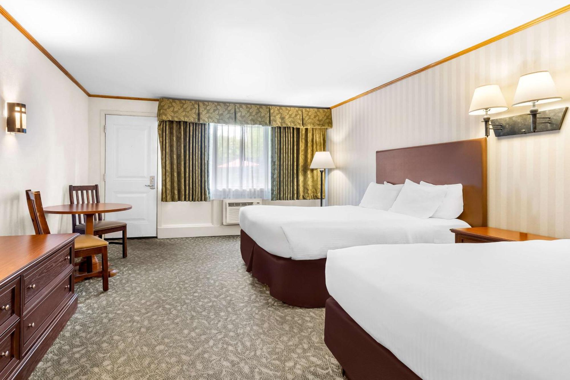 Best Western Adirondack Inn Lake Placid Exterior photo