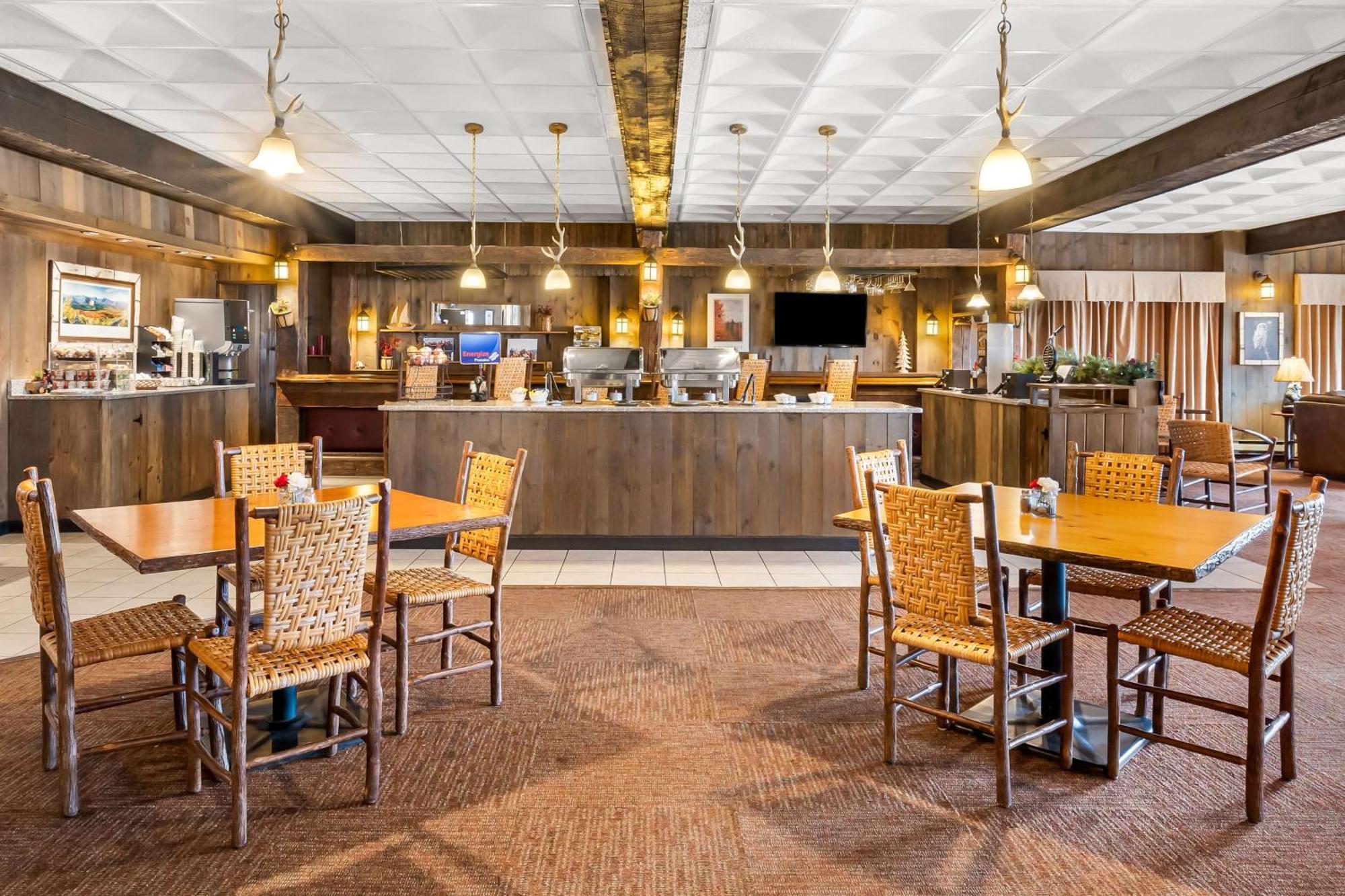 Best Western Adirondack Inn Lake Placid Exterior photo