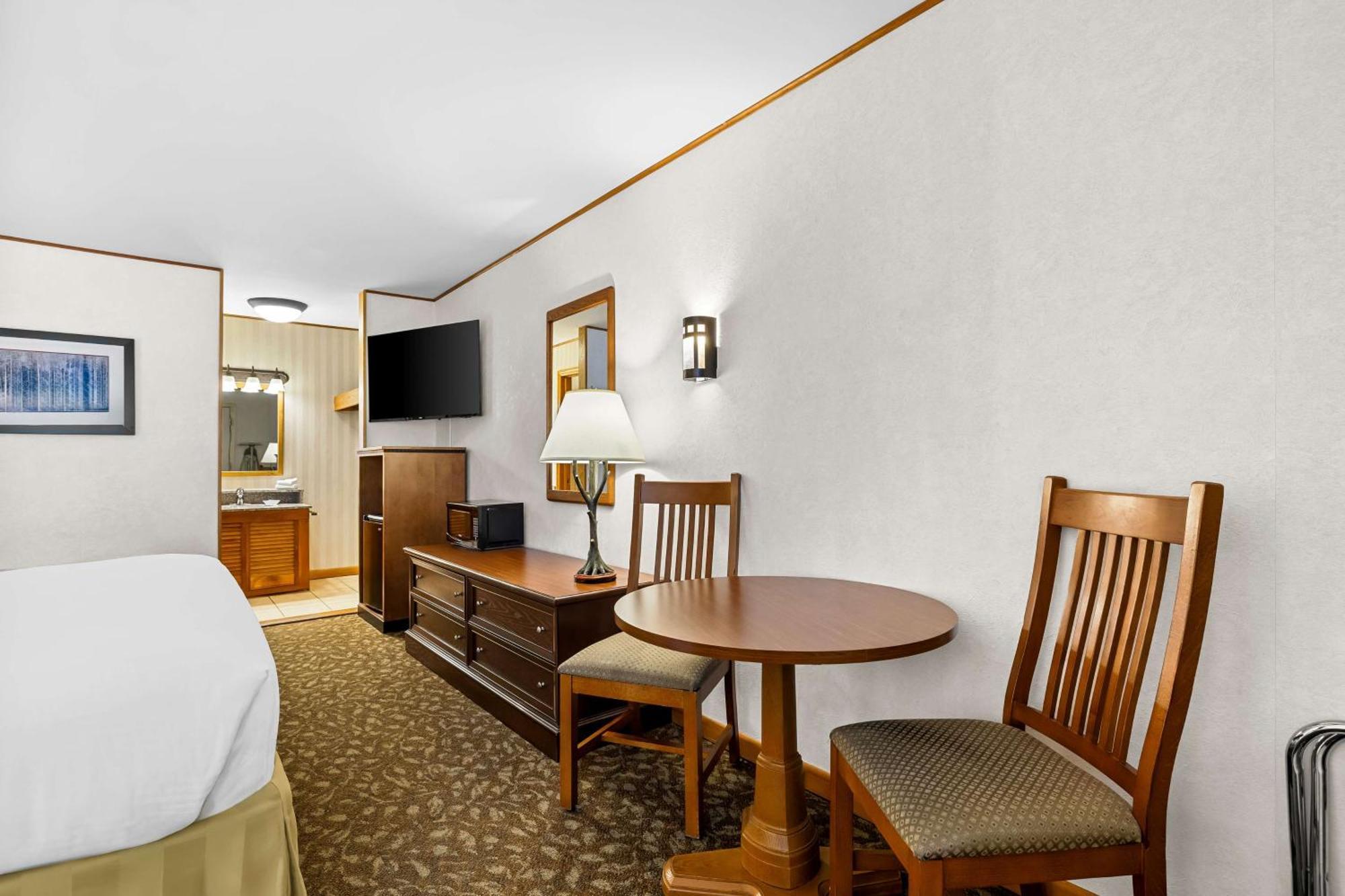 Best Western Adirondack Inn Lake Placid Exterior photo