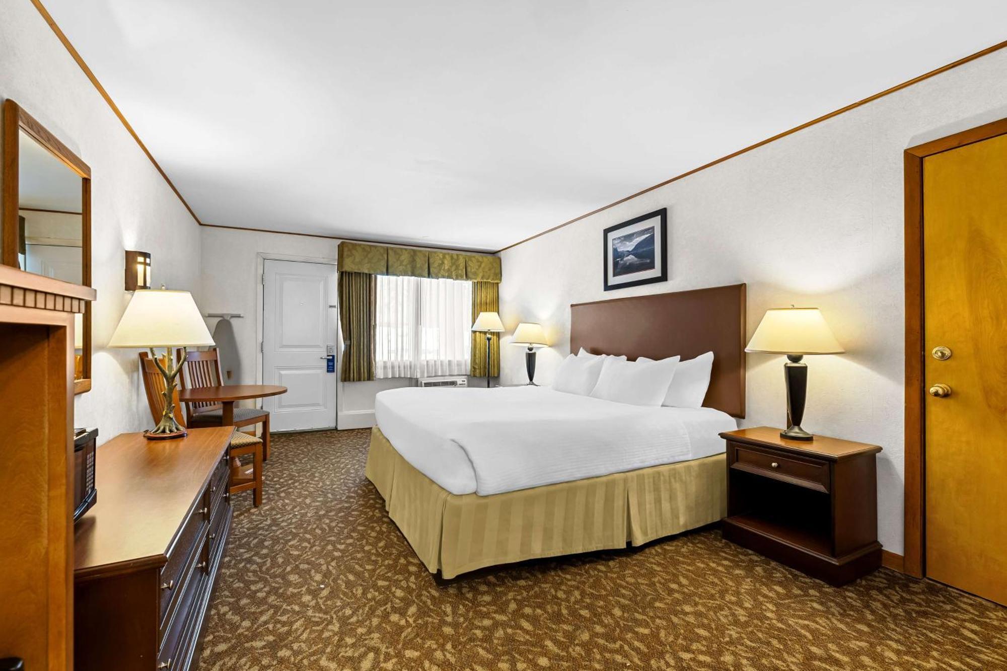Best Western Adirondack Inn Lake Placid Exterior photo